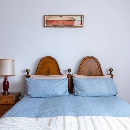 Espacioso Piso Con Parking Apartment *
